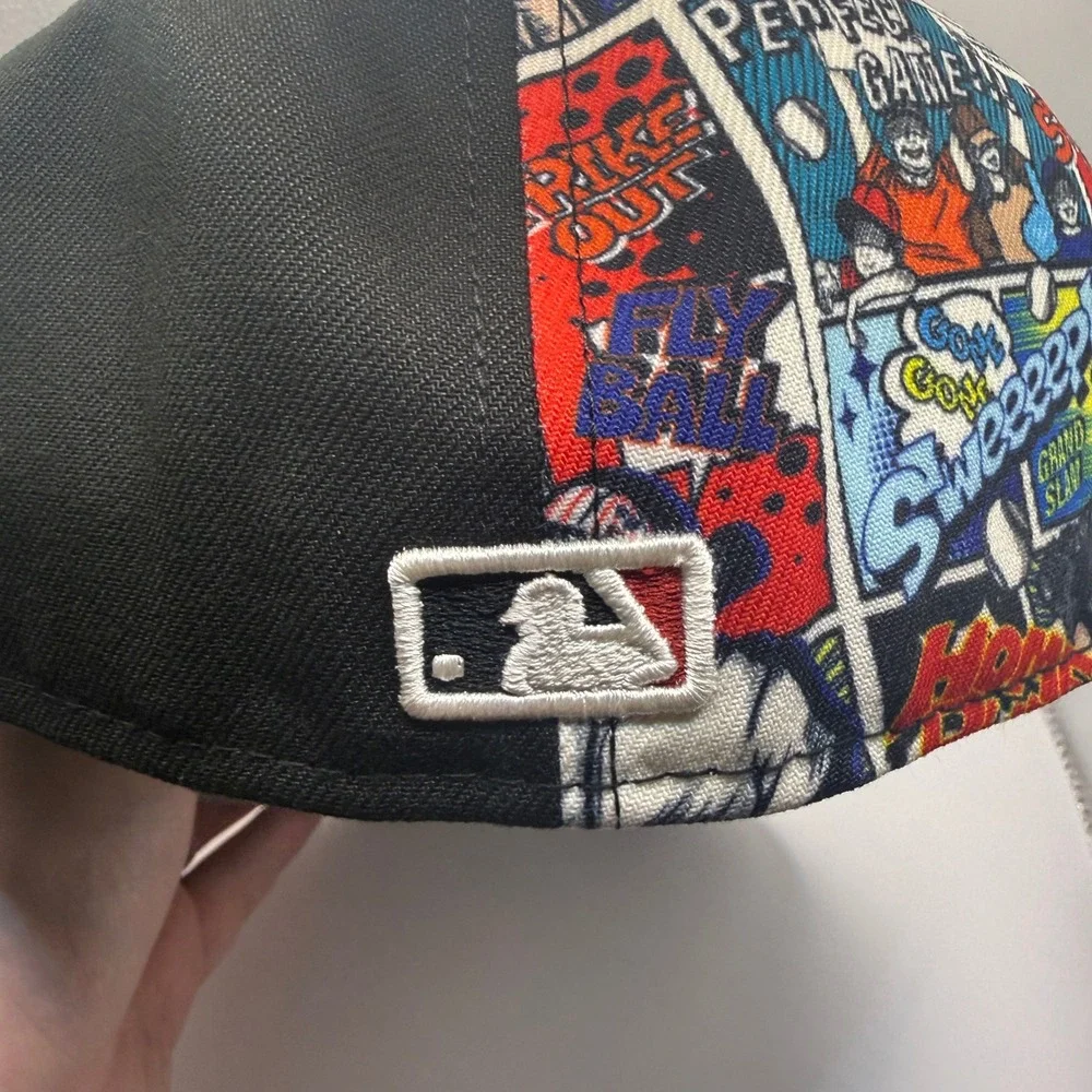 New Era Arizona Diamondbacks 59FIFTY Low Profile Comic Print Hat 7 5/8 Black Red